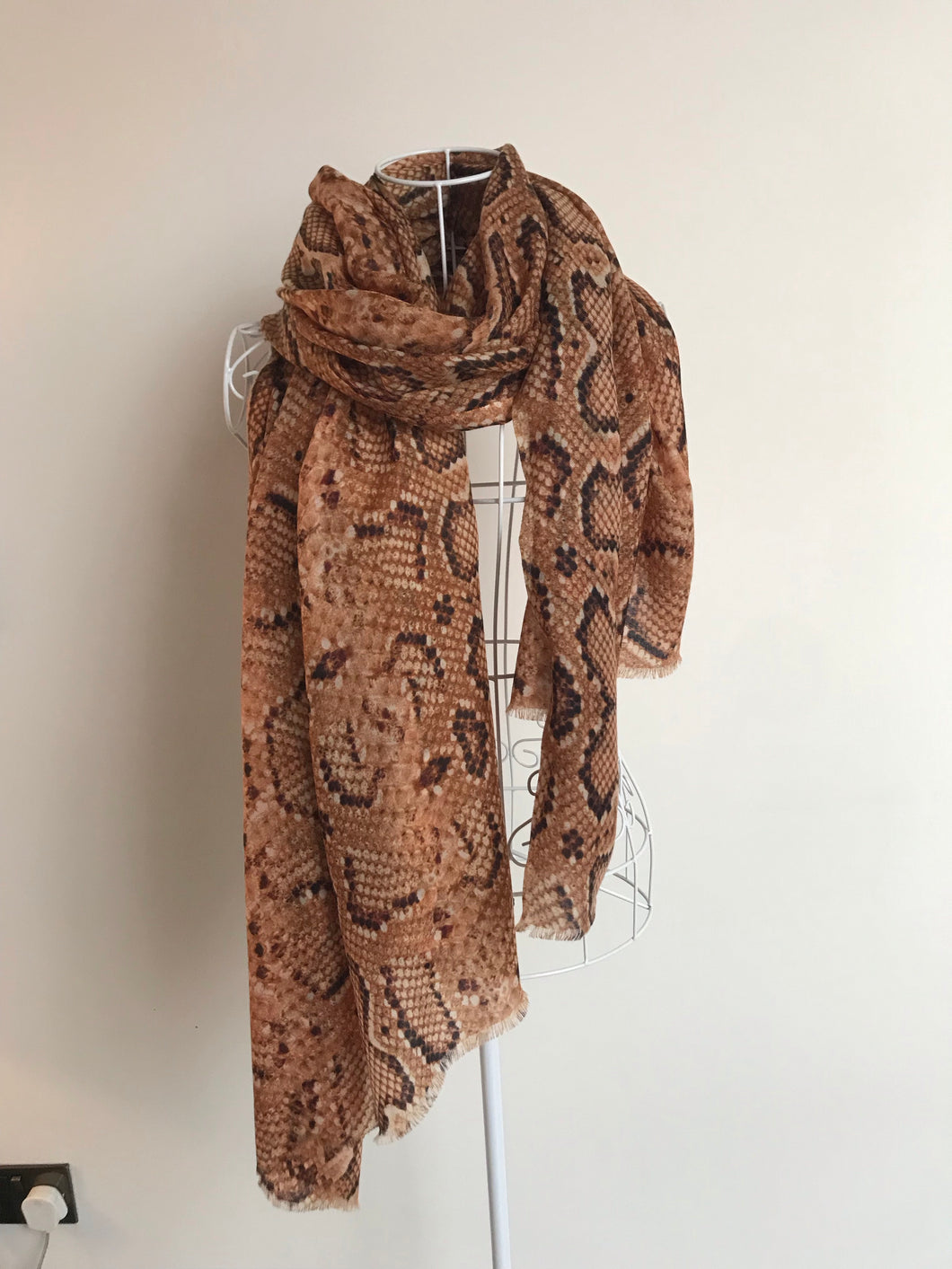 Pure Cashmere Lightweight Snake Skin Print Scarf In Brown